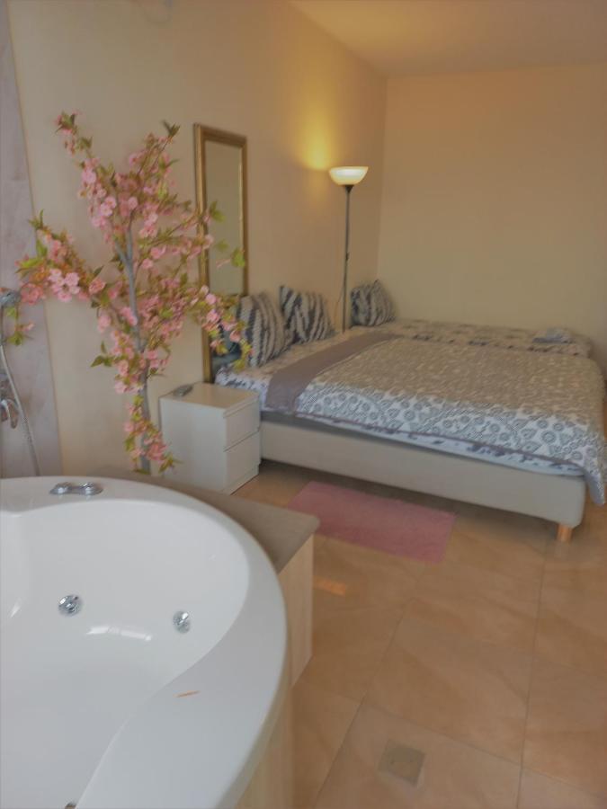 Panorama Bay View 3 Room Хайфа Экстерьер фото